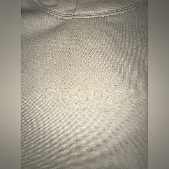 Fear of God ESSENTIALS Egg Shell Hoodie - NWT/NIB (L) Men’s - Picture 2 of 3